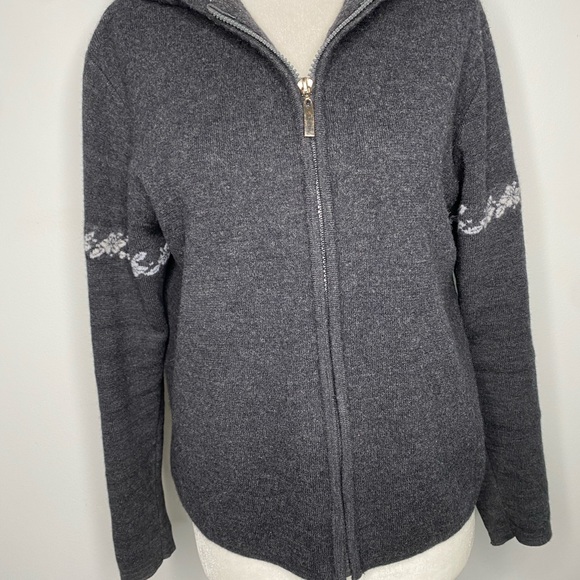 Neve Designs Vintage Nordic Fair Isle Wool Sweater - Picture 7 of 7